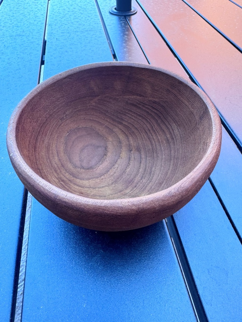 Authentic TEAK Wood Hand Carved 6" Bowl Made in Thailand in EUC